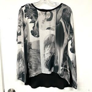 Linea Domani monochrome long sleeve print top Womens Size 14 Flowy hi lo hem